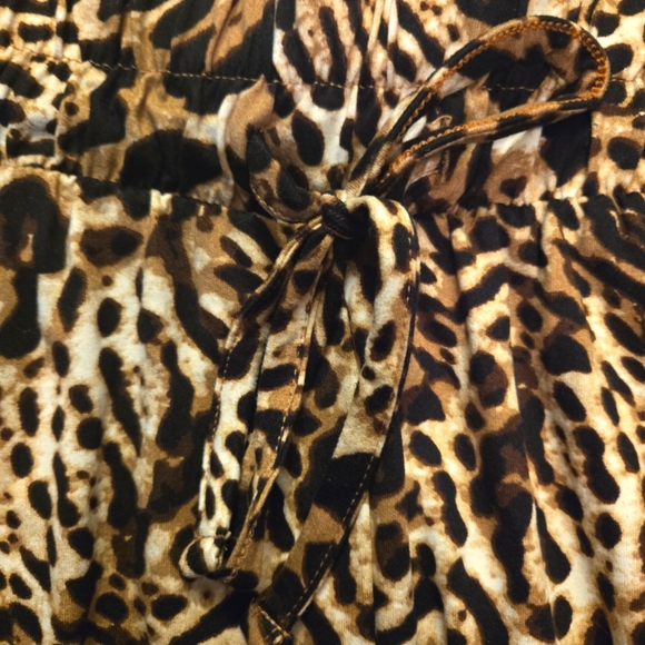 Magazine Knit Jogger Style Pant - Picture 2 of 3